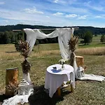 Bernov Zatisi * Nejdek