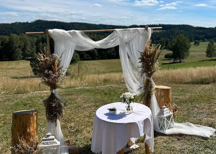 Bernov Zatisi * Nejdek